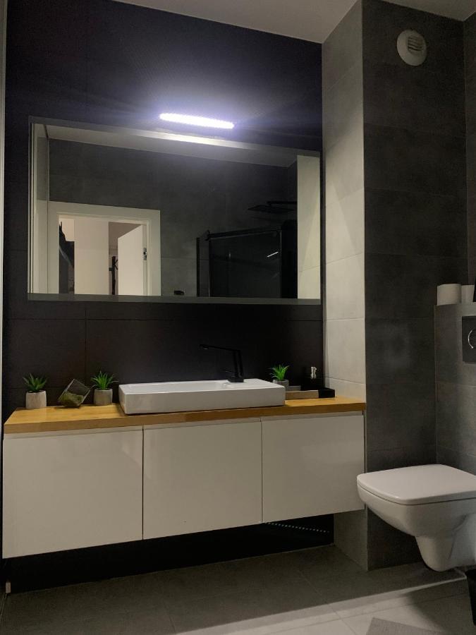 Ekskluzywny Penthouse Z Ogrodem W Centrum Lodzi Exterior photo
